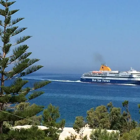 Dora Parikia (Paros)