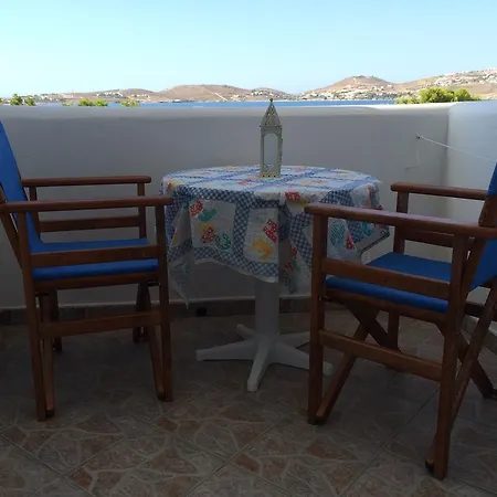 Dora Apartament Páros
